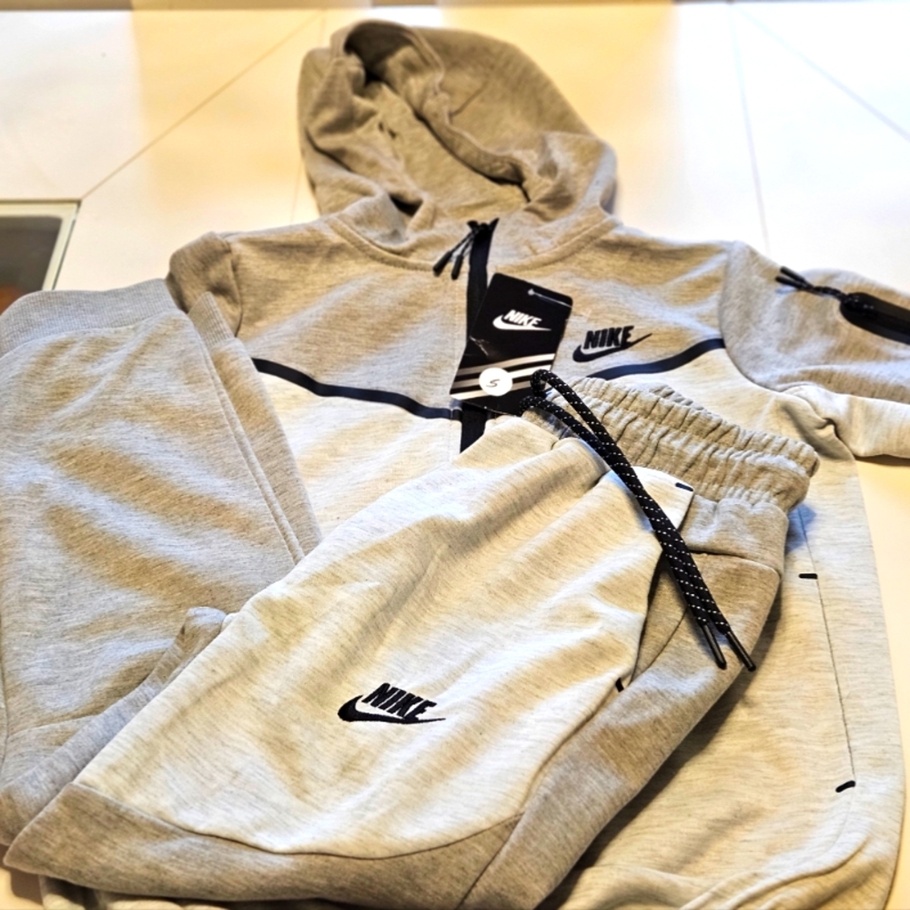 Sweatsuit